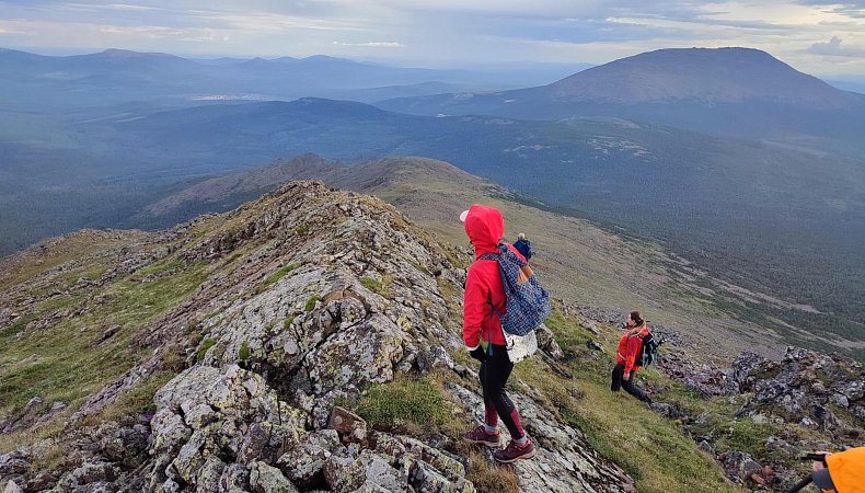 Острая Косьва, вид на Косьвинский камень