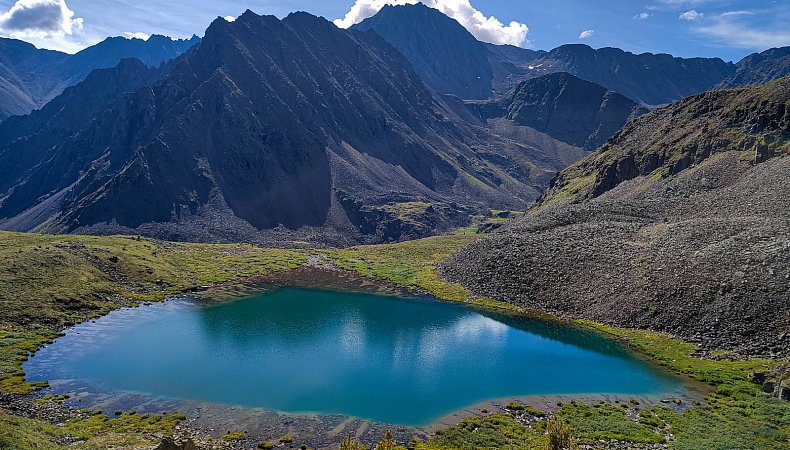 Горное озеро, Тункинские Гольцы