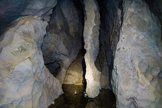 Шемахинская пещера Ледяной Сказ и скалы Яман-Таш