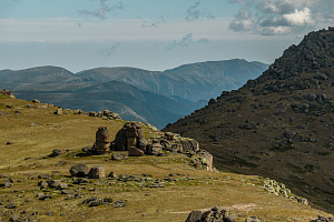 Три Толстяка с обратной стороны